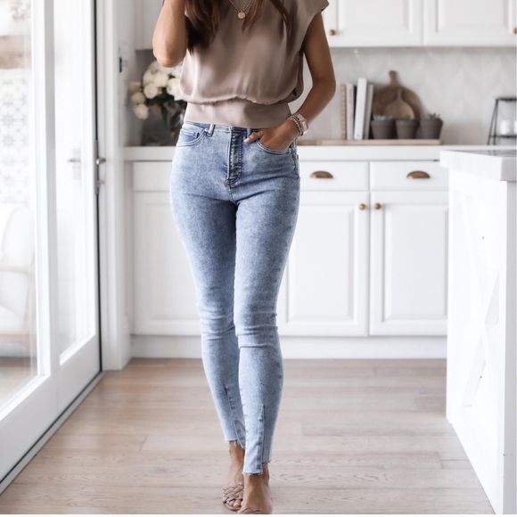 Express Denim - Super High Waisted Raw Step Hem Skinny Jeans 2R